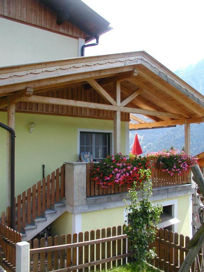Ferienwohnung Am Bauernhof Zechner Heidi Flattach Exteriér fotografie