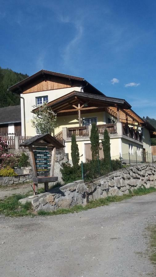 Ferienwohnung Am Bauernhof Zechner Heidi Flattach Exteriér fotografie
